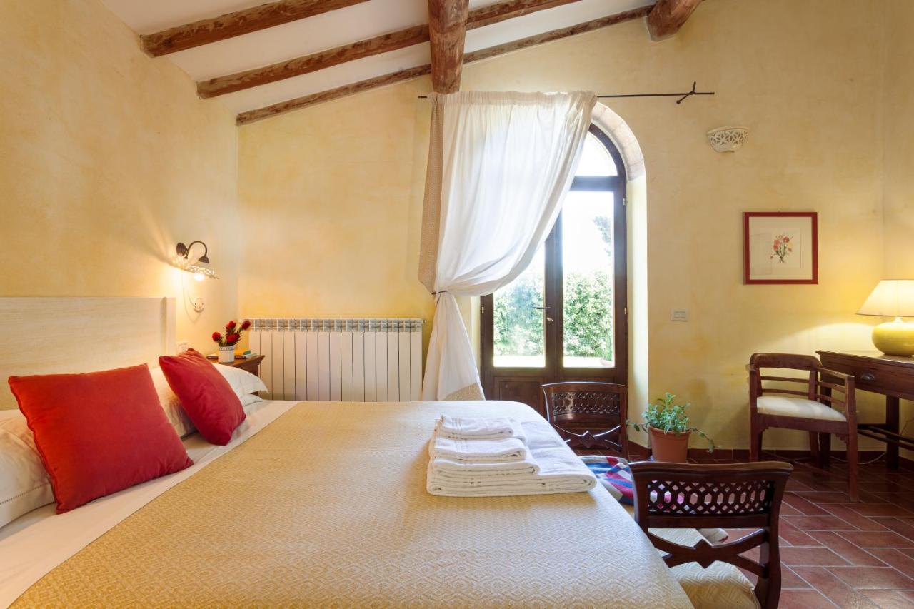Agriturismo Bio Aia Della Colonna Saturnia Bagian luar foto
